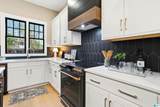 1148 Windsor Square - Photo 10