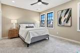 1148 Windsor Square - Photo 15