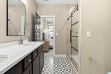 1148 Windsor Square - Photo 18