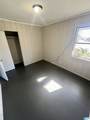 2724 Lee Avenue - Photo 5
