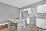 527 Lexington Street - Photo 9