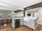 210 Forman Street - Photo 11