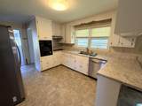 512 Country Club Drive - Photo 4