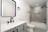 2812 Emerald Avenue - Photo 18