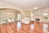 1558 Chace Way - Photo 8