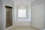 1015 Woodlands Cove - Photo 26