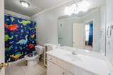 1015 Woodlands Cove - Photo 32