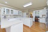 64 Mistletoe Lane - Photo 13