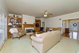 64 Mistletoe Lane - Photo 27