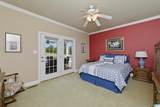 64 Mistletoe Lane - Photo 32