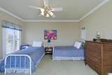 64 Mistletoe Lane - Photo 36