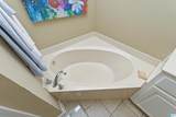 64 Mistletoe Lane - Photo 43