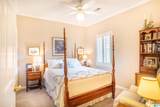 1516 Holly Berry Way - Photo 20