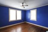 916 Woodland Court - Photo 12