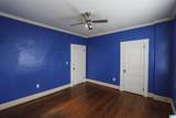 916 Woodland Court - Photo 13