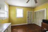 916 Woodland Court - Photo 8