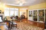 5234 Red Oak Drive - Photo 7