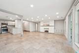135 Sunset Boulevard - Photo 18