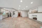 135 Sunset Boulevard - Photo 19
