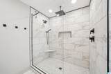 135 Sunset Boulevard - Photo 22