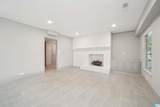 135 Sunset Boulevard - Photo 34