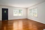 837 Hillview Drive - Photo 8