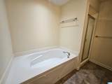 2056 Queens Court - Photo 20