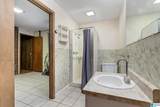 17 Christopher Way - Photo 19