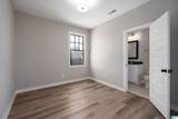 1105 Windsor Square - Photo 11