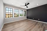 1105 Windsor Square - Photo 15
