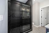 1105 Windsor Square - Photo 17