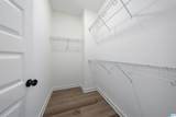 1105 Windsor Square - Photo 18