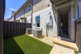 1105 Windsor Square - Photo 19