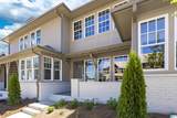 1105 Windsor Square - Photo 2