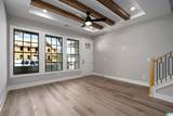 1105 Windsor Square - Photo 20