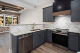 1109 Windsor Square - Photo 11