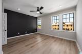 1109 Windsor Square - Photo 19