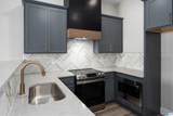 1109 Windsor Square - Photo 22