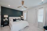 1211 Windsor Square - Photo 18