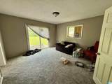 215 Davis Avenue - Photo 14