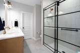 1104 Windsor Square - Photo 15