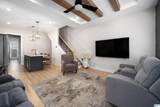 1104 Windsor Square - Photo 5