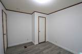 400 Curtis Avenue - Photo 15