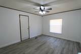 400 Curtis Avenue - Photo 9