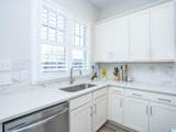 1040 Windsor Drive - Photo 17