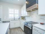 1040 Windsor Drive - Photo 20