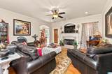 160 Oak Leaf Court - Photo 10