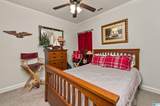 160 Oak Leaf Court - Photo 32