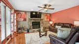 940 Thomas Drive - Photo 4