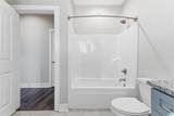 140 Stonewood Trail - Photo 14